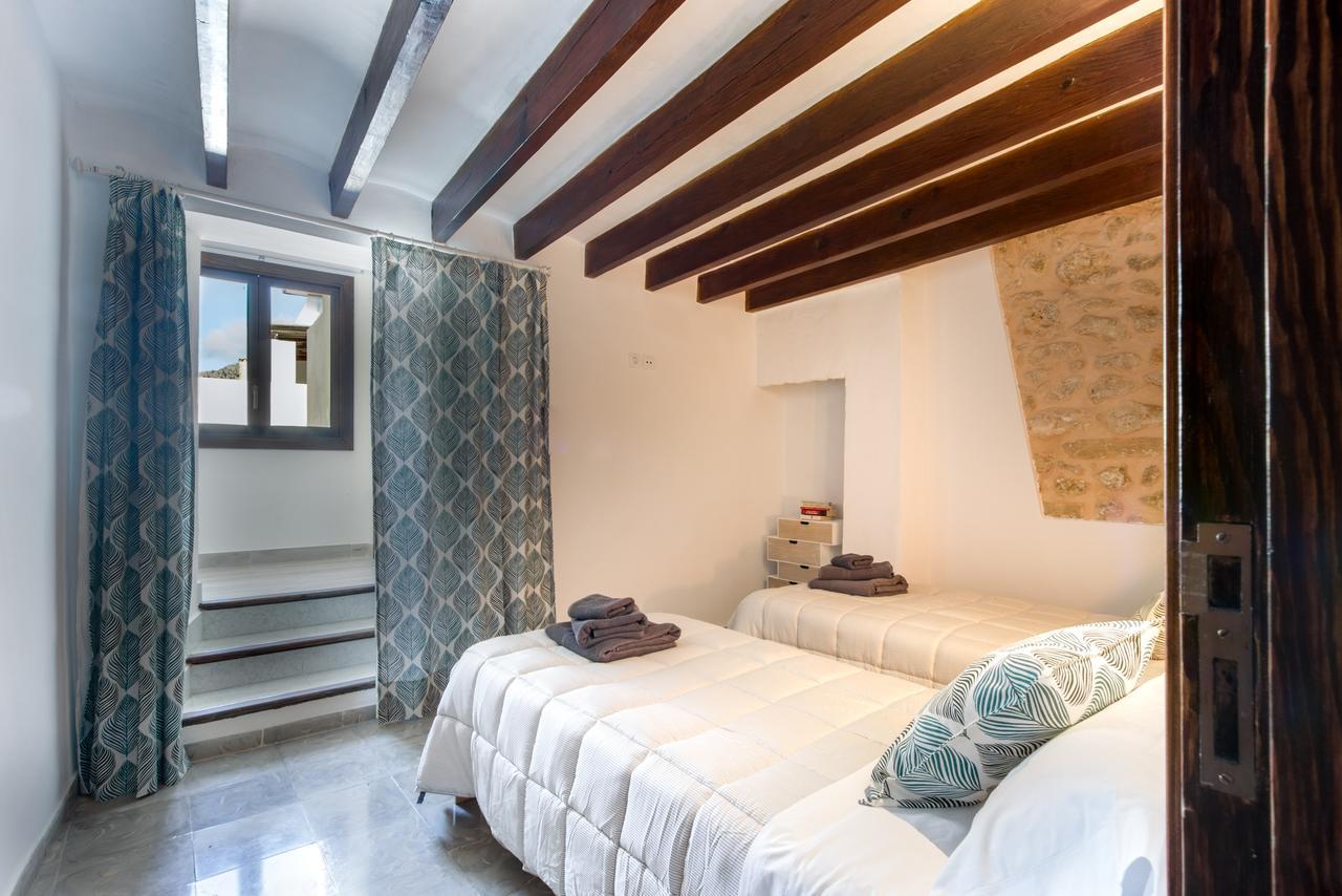 Townhouse On The Rocks By Homevillas360 Pollenca Luaran gambar